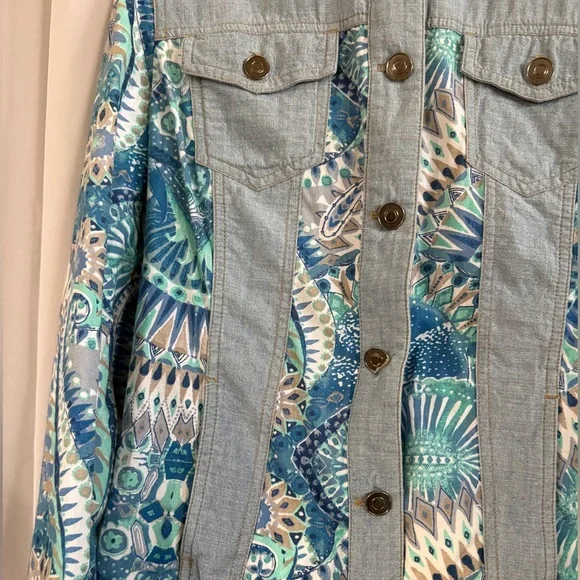 Chico’s Patchwork Denim Jacket Blue Boho Print Cotton Size Medium (1) - Picture 3 of 10